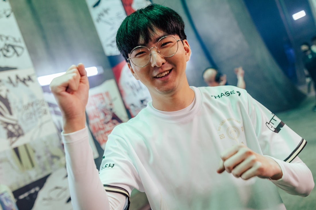 在两天后进 在两天后进