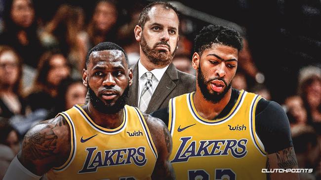 雄鹿争冠路艰难！利拉德受伤，字母哥或成NBA交易市场焦点